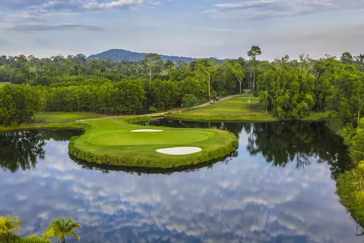 Island green at Vinpearl Golf Phu Quoc