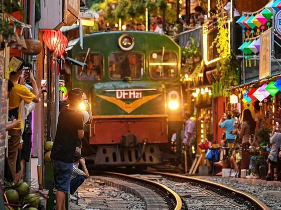 Hanoi: Train Street in the Old Quarter