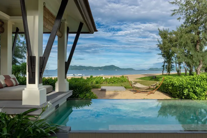 Real private pool villa and ocean view at Banyan Tree Lăng Cô in Central Vietnam
