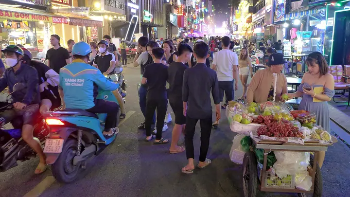Bui Vien Walking Street Guide